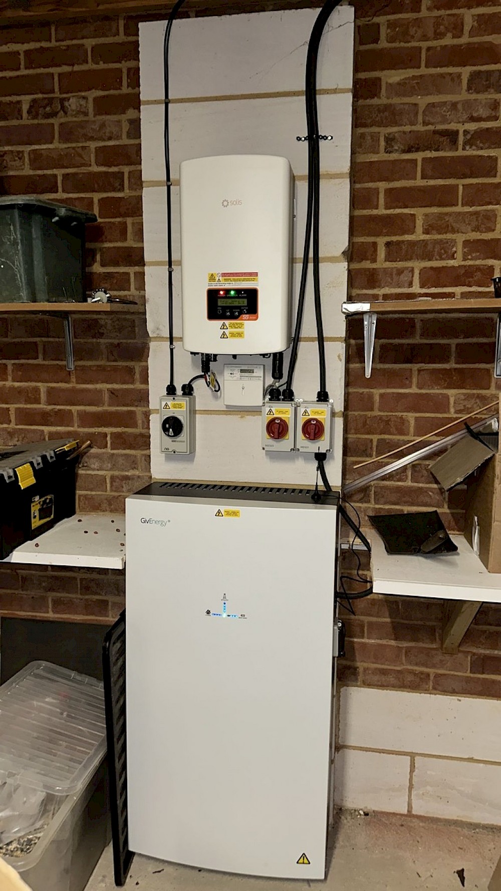 3/3 The All In One battery and inverter was installed in the customer’s garage.